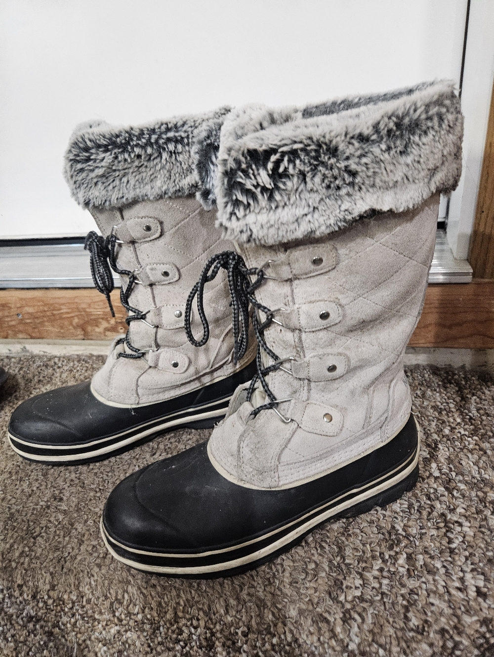 Khombu Grey Faux Fur Boot Cuff Insert Size 8
